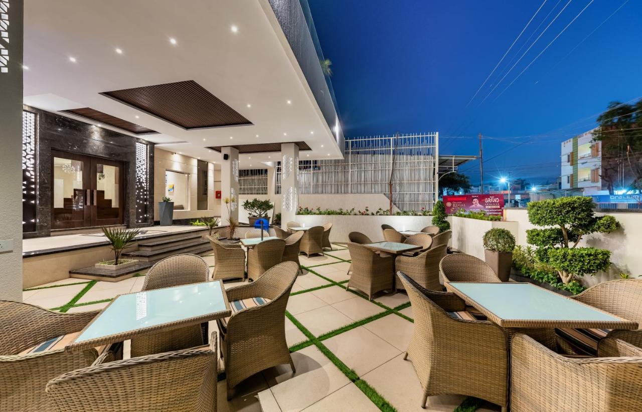 מלון Chandoli Grand Regal מראה חיצוני תמונה