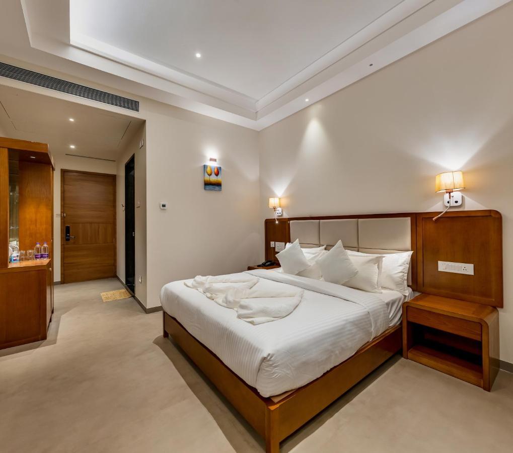מלון Chandoli Grand Regal מראה חיצוני תמונה