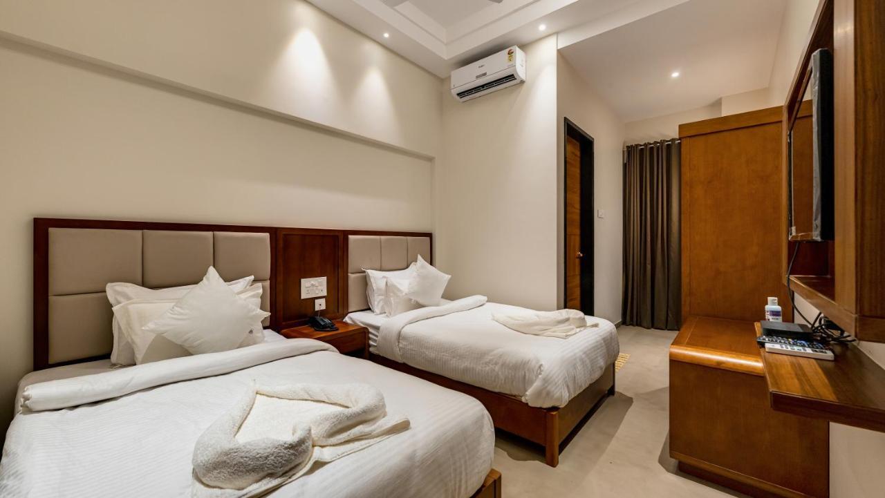 מלון Chandoli Grand Regal מראה חיצוני תמונה