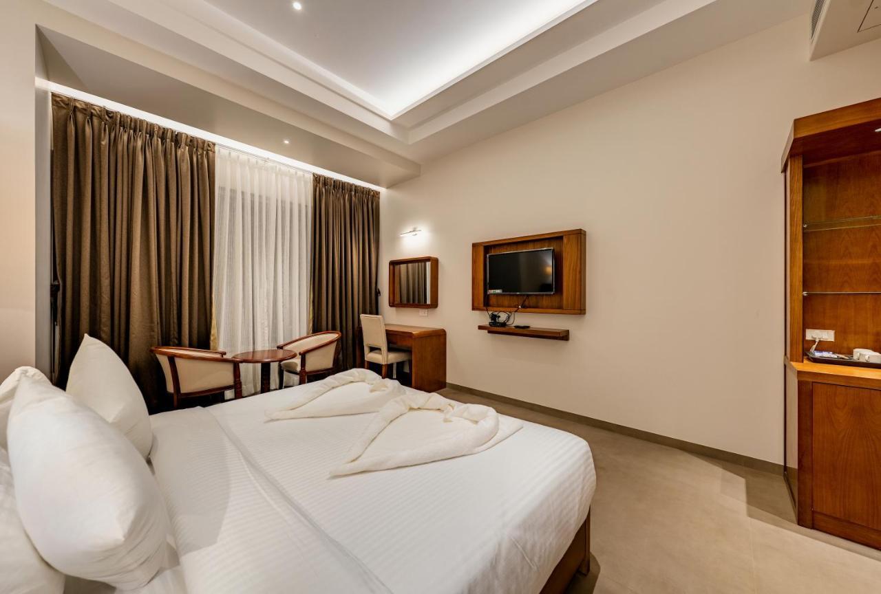מלון Chandoli Grand Regal מראה חיצוני תמונה