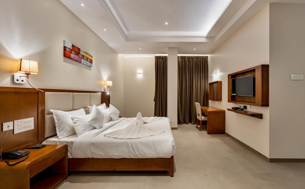 מלון Chandoli Grand Regal מראה חיצוני תמונה